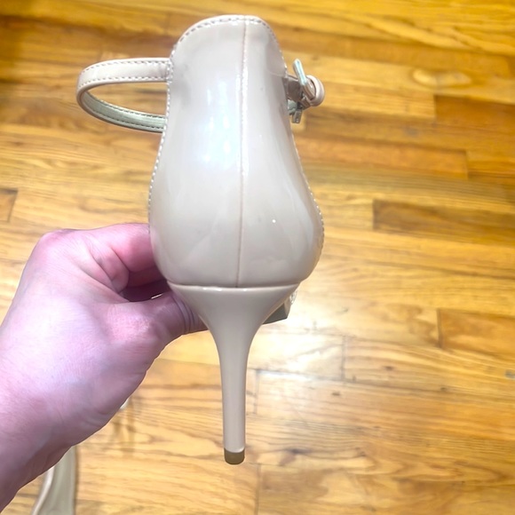 EUC Jones New York Paten Leather Blush Pink Strap 3 inch Heels size 10 - Picture 4 of 7